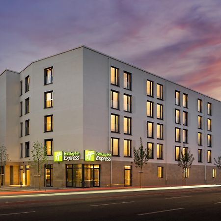Holiday Inn Express - Rosenheim By Ihg Bagian luar foto